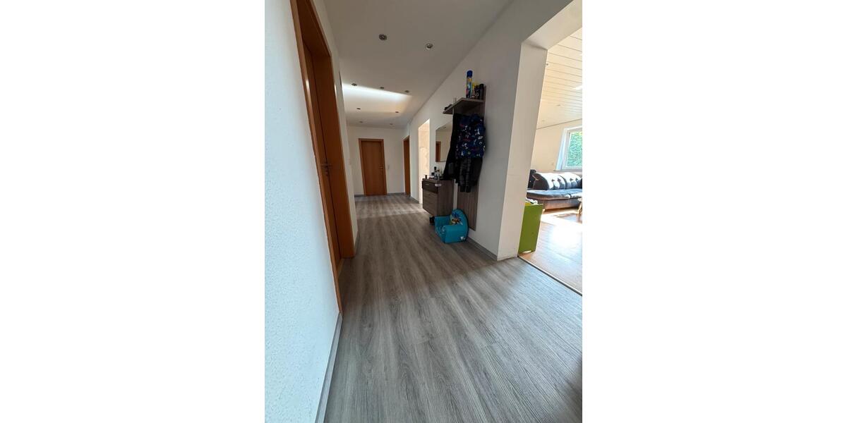 Etagenwohnung Gelsenkirchen Ückendorf - 5 Zimmer, 130 m&sup2;, 240.000&euro; | Angebot:20245706