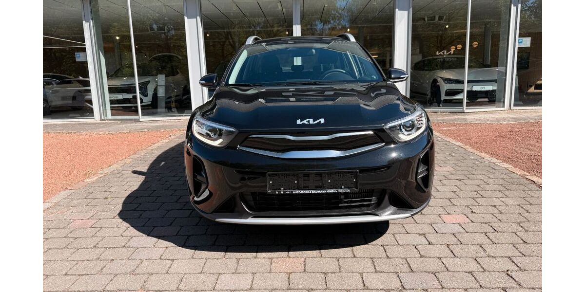 Kia Stonic 15.800 km 19.990 &euro; Dorsten 46282