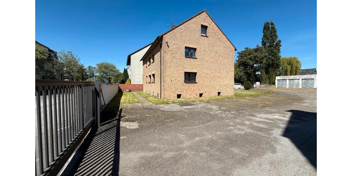 Einfamilienhaus Gladbeck - 7 Zimmer, 185 m&sup2;, 2.600&euro; | Angebot:26397453