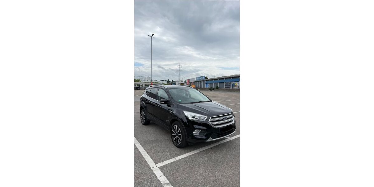 Ford Kuga 192.000 km 8.600 &euro; Mülheim an der Ruhr 45473