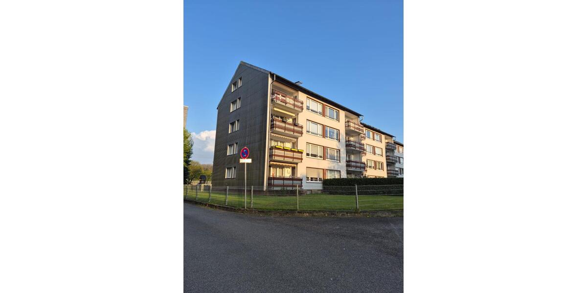 Etagenwohnung Velbert Pöthen - 3 Zimmer, 75 m&sup2;, 745&euro; | Angebot:26216251