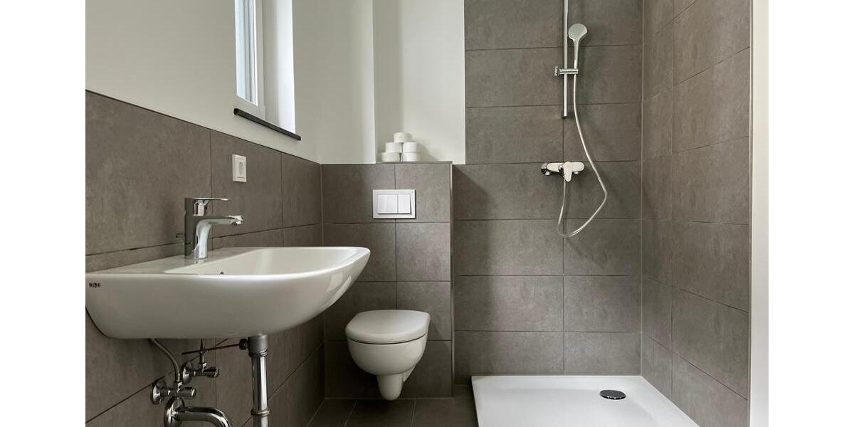 Etagenwohnung Velbert Pöthen - 2.5 Zimmer, 65 m&sup2;, 975&euro; | Angebot:26672546