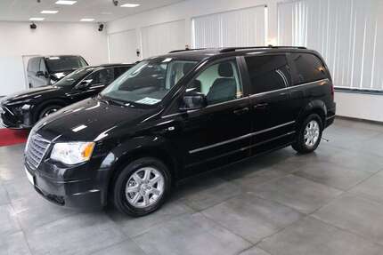 Chrysler Grand Voyager 131.621 km 9.950 &euro; Essen 45329