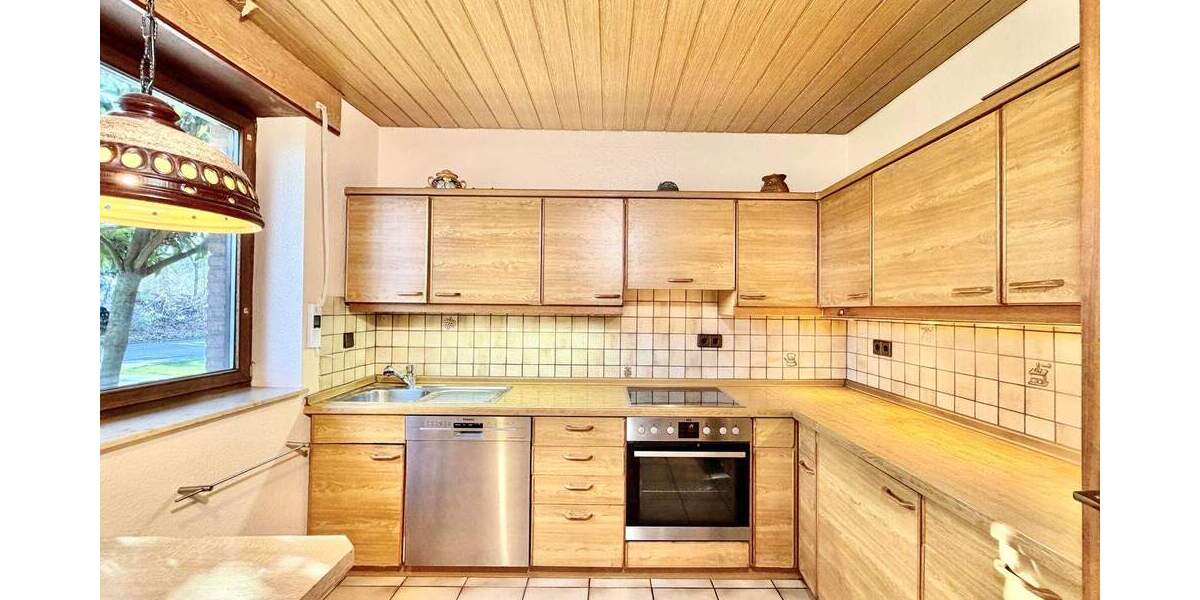 Mehrfamilienhaus, Wohnhaus Duisburg Hochemmerich - 4 Zimmer, 99 m&sup2;, 295.000&euro; | Angebot:25629847