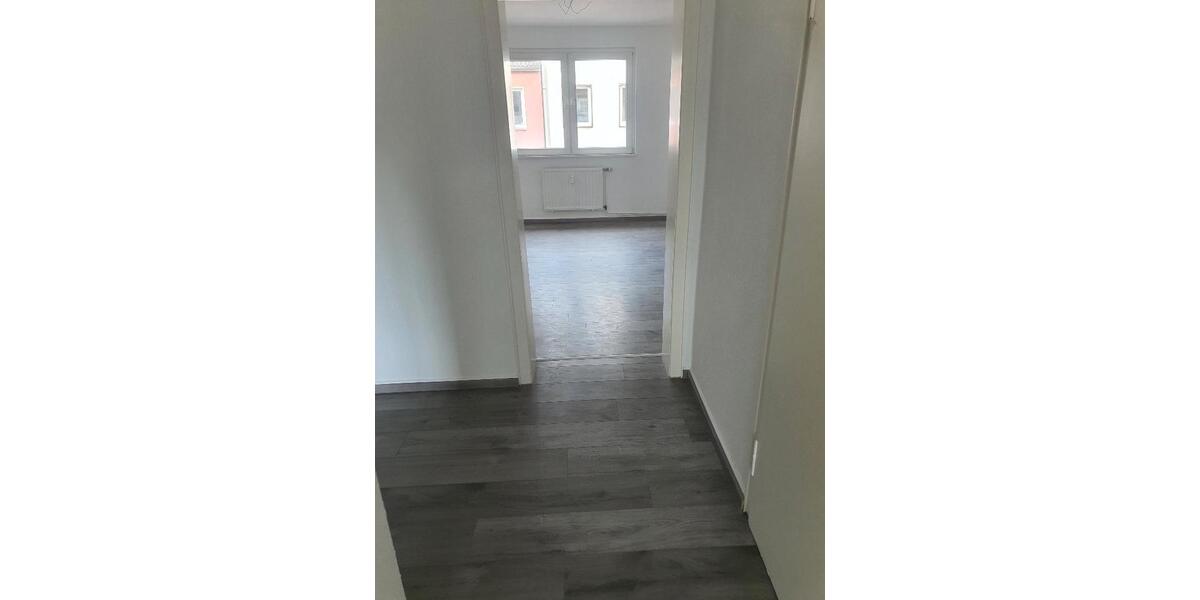 Etagenwohnung Wuppertal Elberfeld - 2 Zimmer, 70 m&sup2;, 350&euro; | Angebot:26195750
