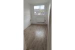 Dachgeschoßwohnung Duisburg Beeck - 2.5 Zimmer, 52 m&sup2;, 374&euro; | Angebot:26237076