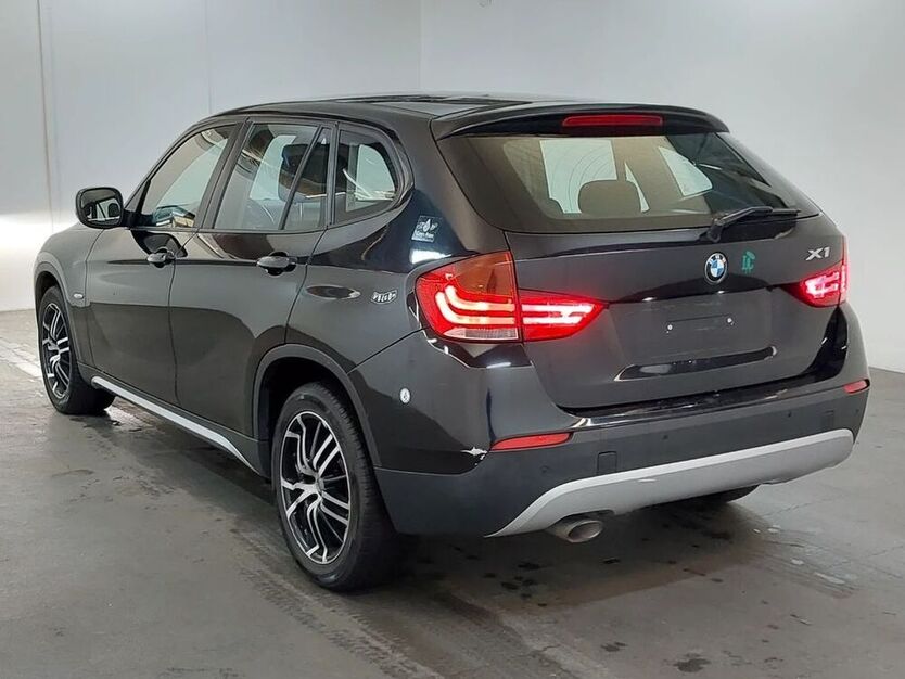 X1
