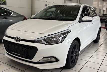 Hyundai i20 150.000 km 6.900 &euro; Essen - Karnap 45329