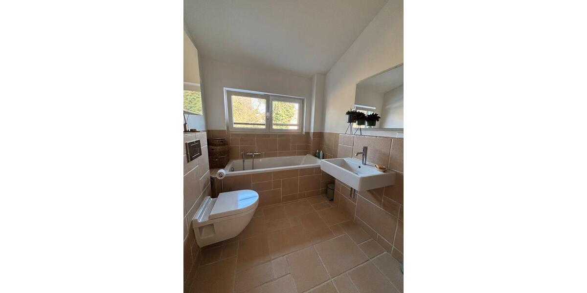 Terrassenwohnung Oberhausen - 3.5 Zimmer, 127 m&sup2;, 379.000&euro; | Angebot:25417101