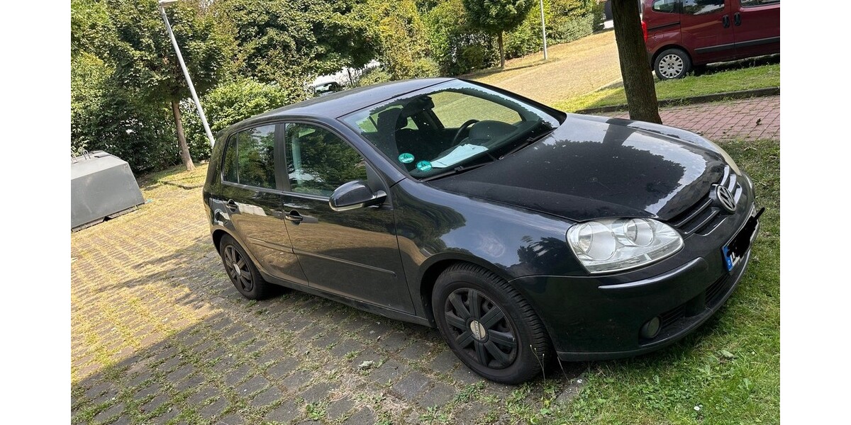 VW Golf V 171.000 km 2.600 &euro; Duisburg 47051