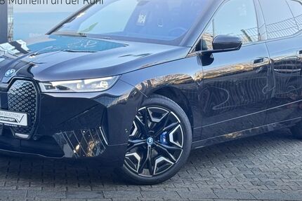 BMW iX 15.737 km 87.980 &euro; Mülheim an der Ruhr 45478