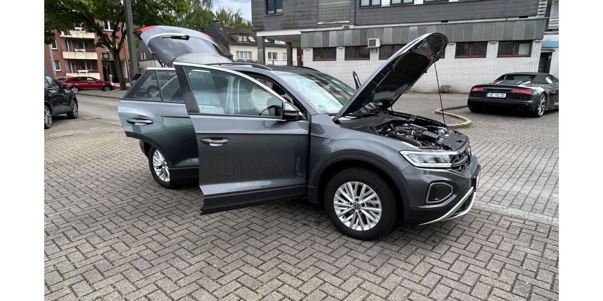 VW T-Roc 44.300 km 16.999 &euro; Mülheim / Ruhr 45473