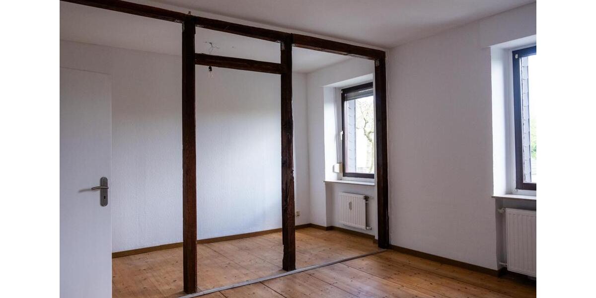 Etagenwohnung Bochum Bochum-Südwest - 4 Zimmer, 110 m&sup2;, 900&euro; | Angebot:26135859