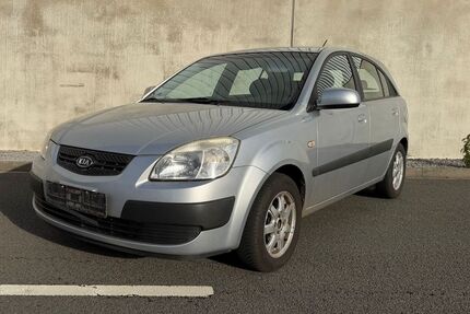 Kia Rio 93.100 km 2.000 &euro; Dortmund 44269