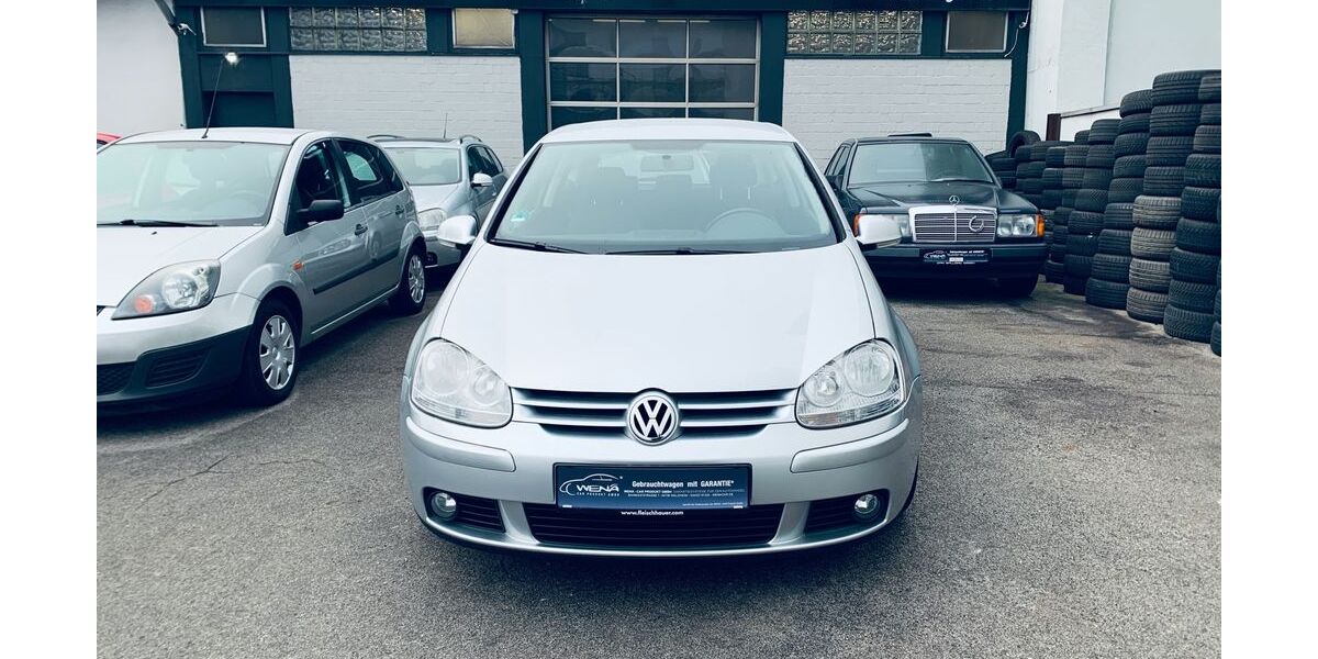 VW Golf 196.000 km 2.400 &euro; Essen 45127