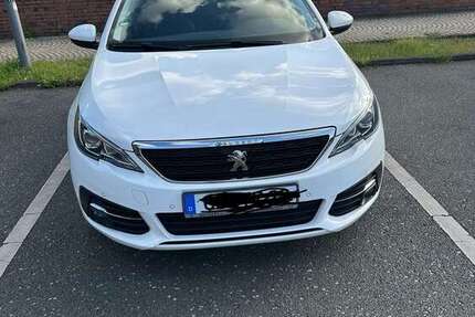 Peugeot 308 118.000 km 8.400 € oberhausen 46049