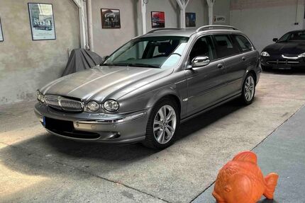 Jaguar X-Type 159.500 km 8.950 € Düsseldorf 40547