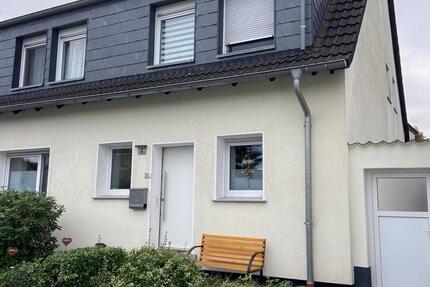 Charmante Doppelhaushälfte mit viel Platz in ruhiger Lage 6 zimmer