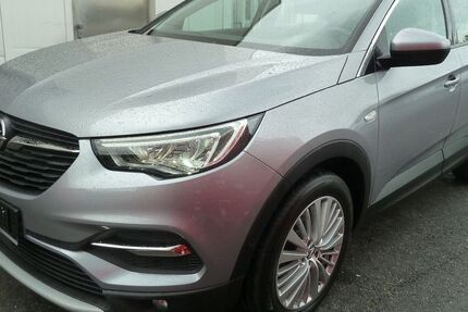Opel Grandland (X) 171.000 km 10.900 &euro; Duisburg 47269