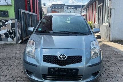 Toyota Yaris 148.000 km 3.000 &euro; Essen 45359