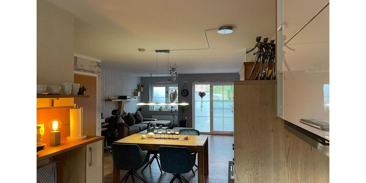 Modernes RMH mit Smart Home, hochw. Ausstattung und gepfl. Garten 5 zimmer