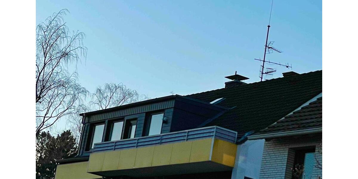 Dachgeschoßwohnung Mülheim an der Ruhr Broich - 3.5 Zimmer, 70 m&sup2;, 216.000&euro; | Angebot:27083468