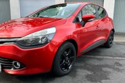 Renault Clio 151.000 km 5.100 &euro; Dortmund 44357