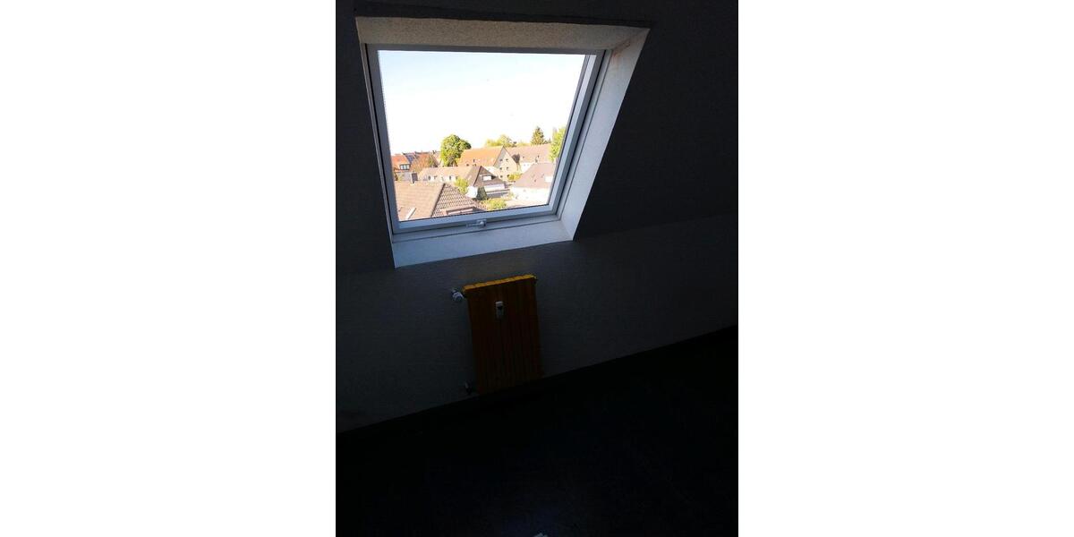 Dachgeschoßwohnung Castrop-Rauxel Bladenhorst - 2 Zimmer, 45 m&sup2;, 600&euro; | Angebot:26315025