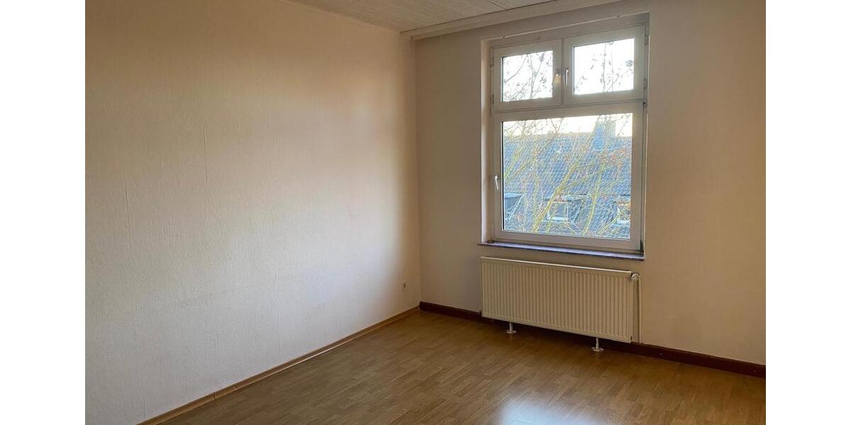4 Zimmer, Charmante Altbauwohnung in guter Lage 4 zimmer