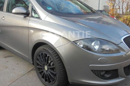 Seat Altea 70.000 km 5.990 &euro; Recklinghausen 45659