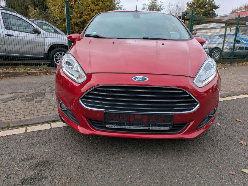 Ford Fiesta 31.000 km 8.999 € Essen 45359
