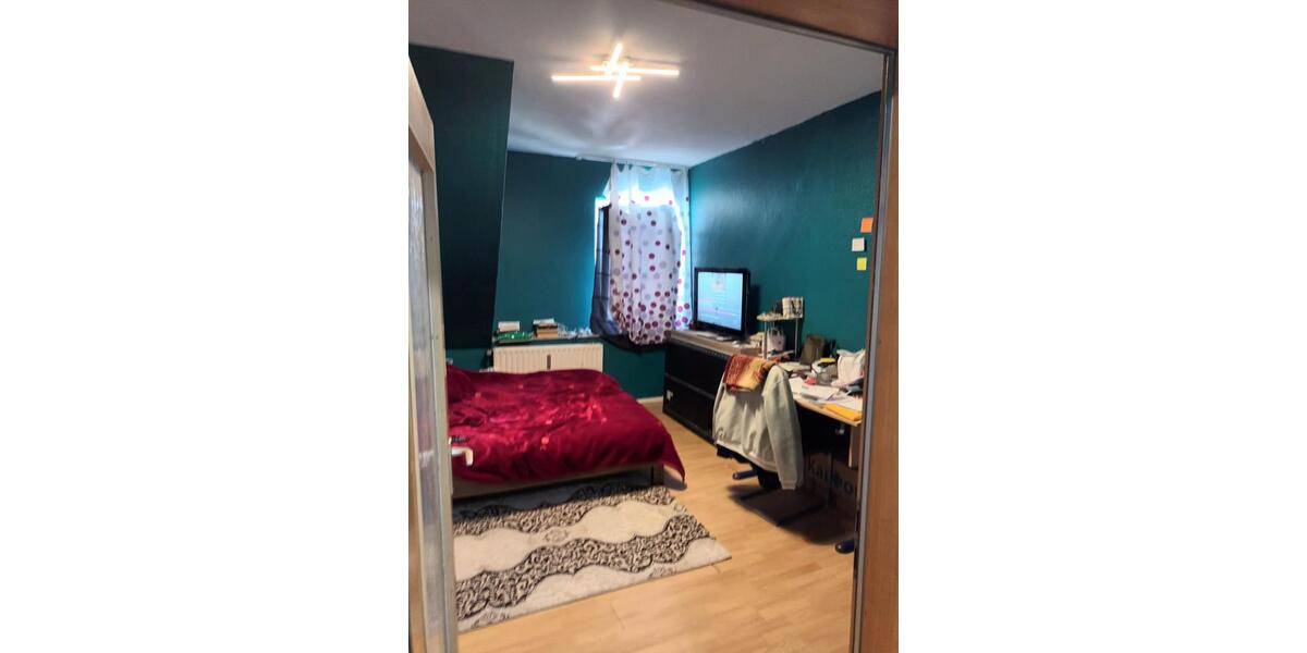 Dachgeschoßwohnung Herne Sodingen - 2.5 Zimmer, 46 m&sup2;, 48.000&euro; | Angebot:27076075