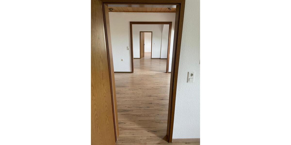 Schöne Dachgeschosswohnung WetterWengern 99qm 4 zimmer