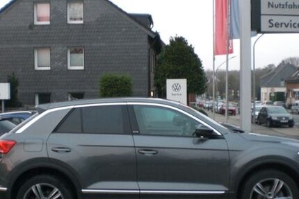 VW T-Roc 59.874 km 23.950 € Oberhausen 46145