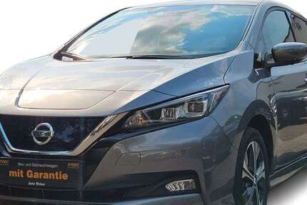 Nissan Leaf 32.541 km 17.880 € Duisburg 47249