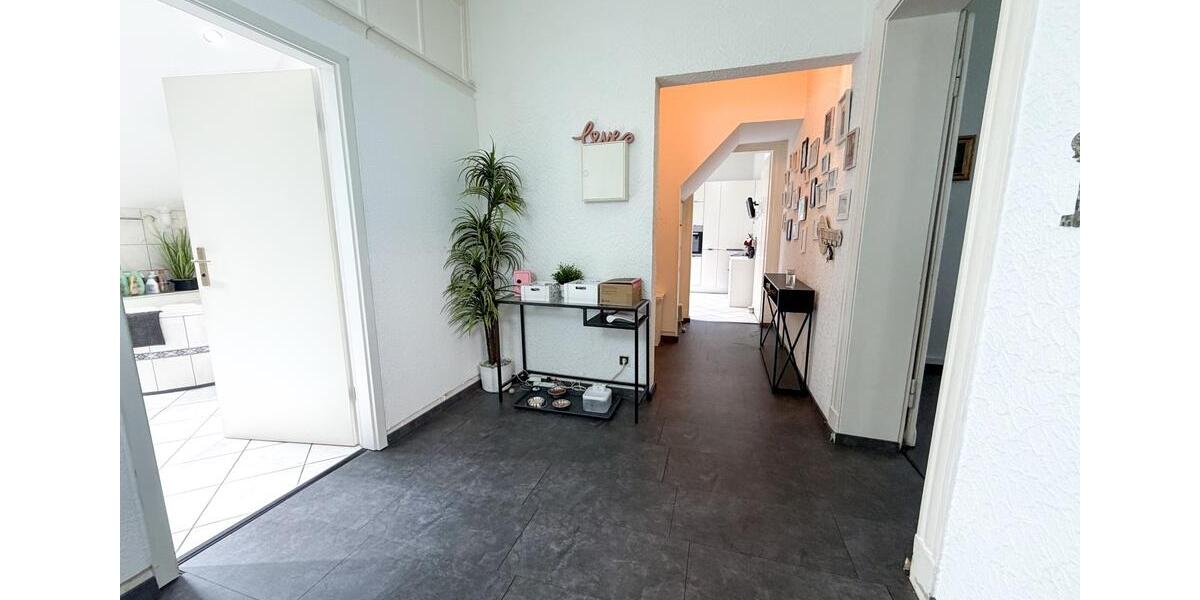 Etagenwohnung Wuppertal Sedansberg - 4 Zimmer, 105 m&sup2;, 200.000&euro; | Angebot:27144730