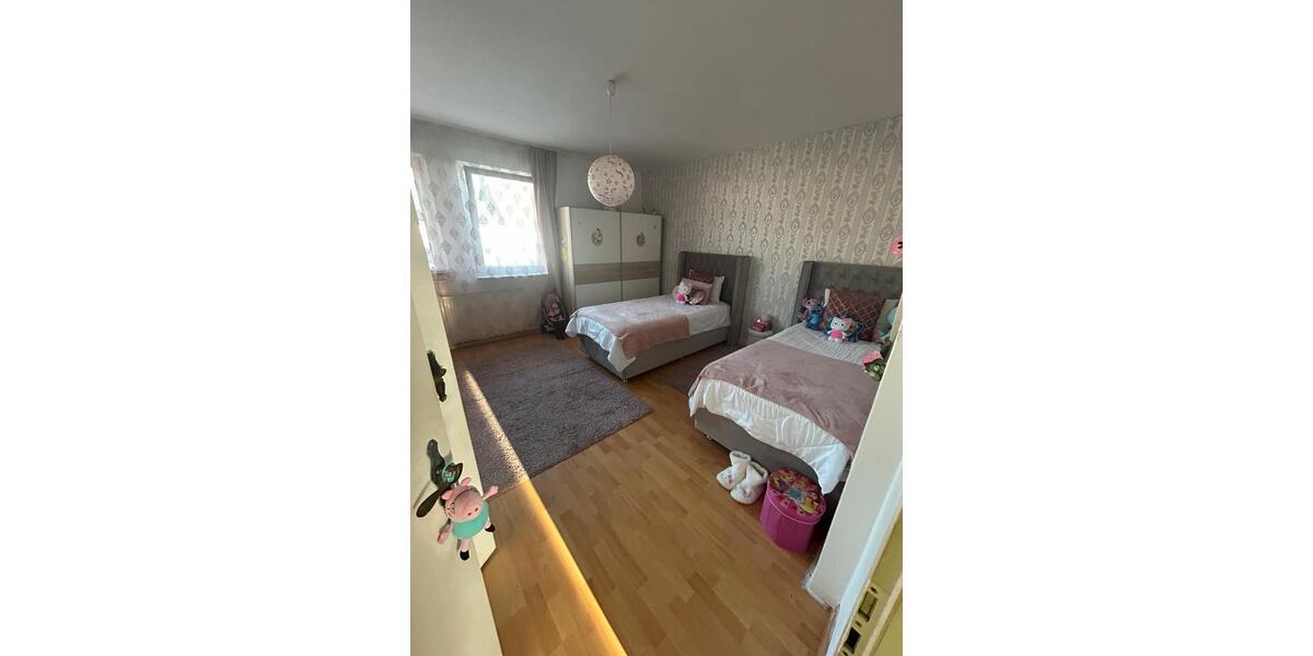 Etagenwohnung Dortmund Innenstadt Nord - 4 Zimmer, 96 m&sup2;, 148.000&euro; | Angebot:24921286