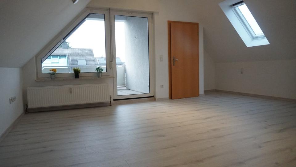 Etagenwohnung Dinslaken Hiesfeld - 2.5 Zimmer, 78 m&sup2;, 850&euro; | Angebot:25963720