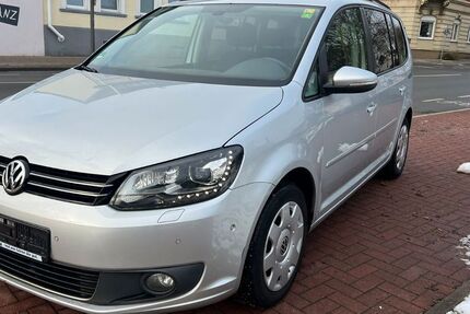 VW Touran 238.000 km 5.990 &euro; Recklinghausen 45657