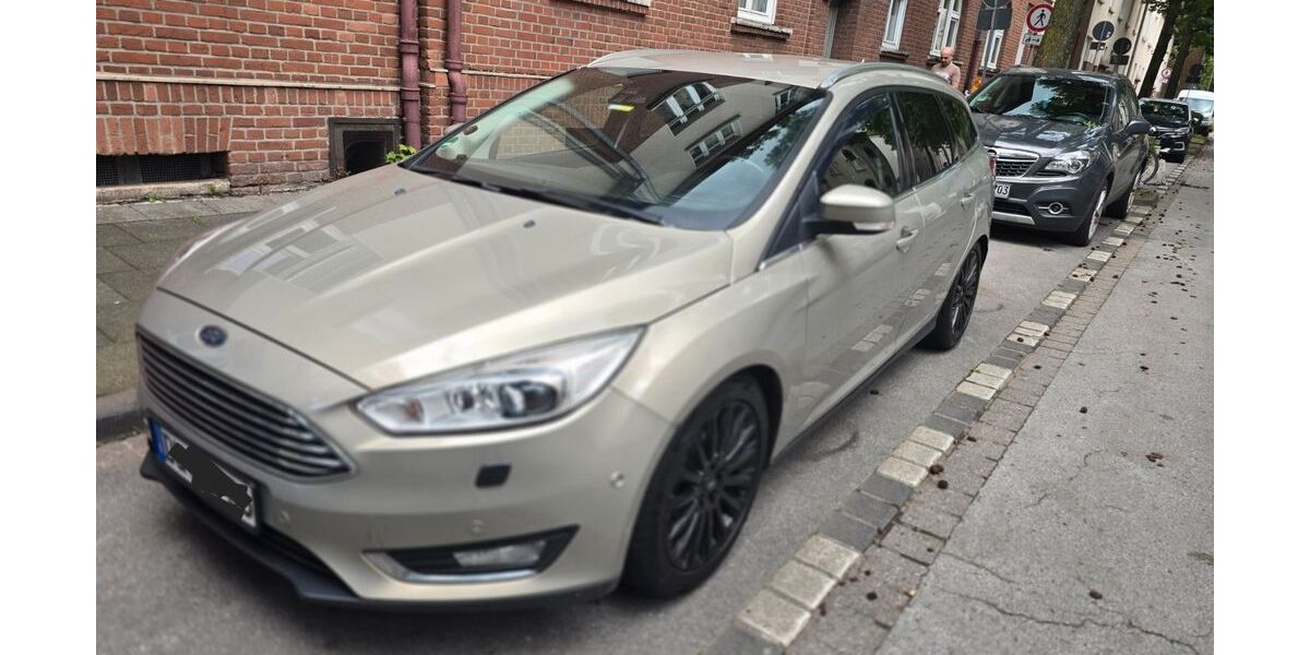 Ford Focus 228.000 km 8.250 &euro; DUISBURG 47166