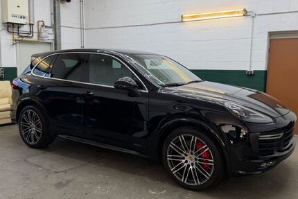 Porsche Cayenne 97.563 km 39.958 &euro; Dortmund 44141