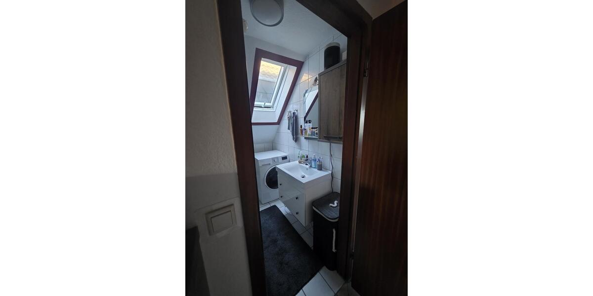 Dachgeschoßwohnung Wuppertal Gemarkung Langerfeld - 2.5 Zimmer, 48 m&sup2;, 500&euro; | Angebot:26396524