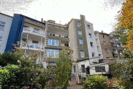 Haus zum Kaufen in Duisburg 722.000 € 474.75 m² 20 zimmer