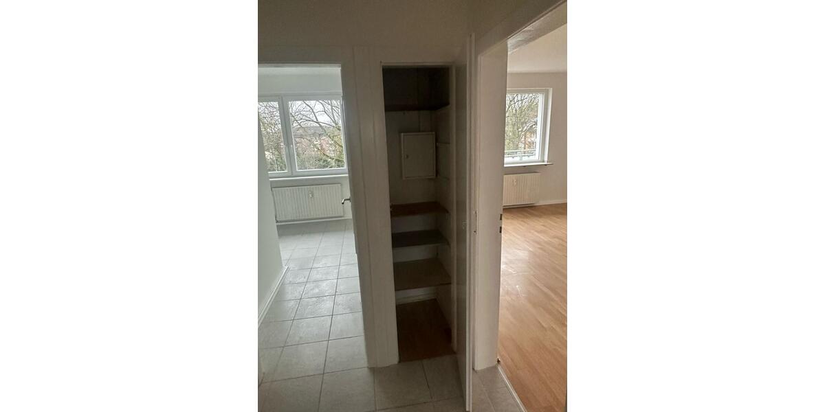 Etagenwohnung Oberhausen Alstaden - 3 Zimmer, 65 m&sup2;, 460&euro; | Angebot:25308345
