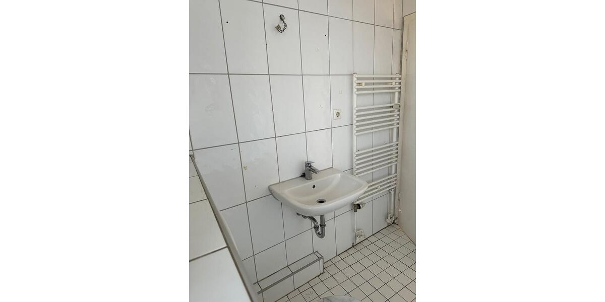 Etagenwohnung Duisburg Mittelmeiderich - 1 Zimmer, 53 m&sup2;, 88.500&euro; | Angebot:24589917