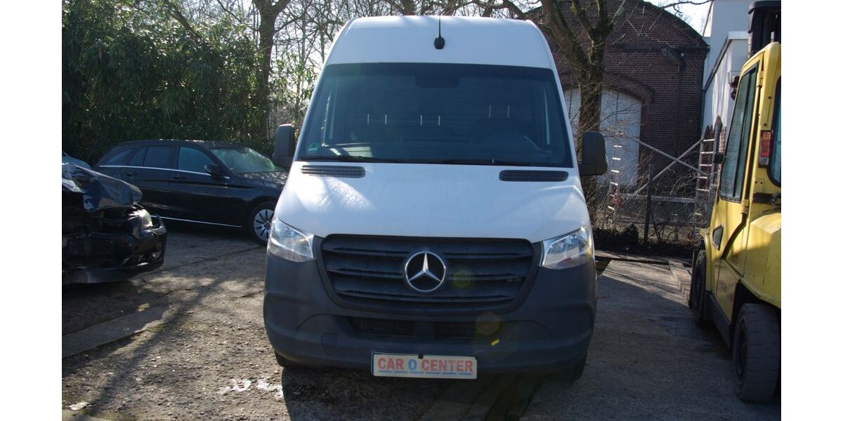 Mercedes-Benz Sprinter 149.500 km 21.900 &euro; Bottrop 46242
