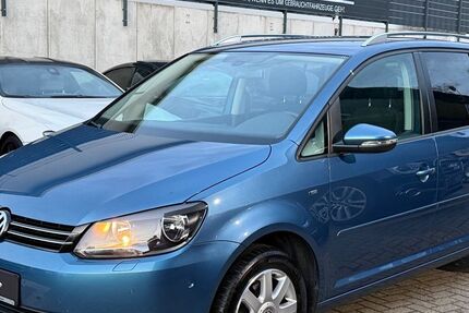 VW Touran 193.000 km 8.499 &euro; Dinslaken 46539