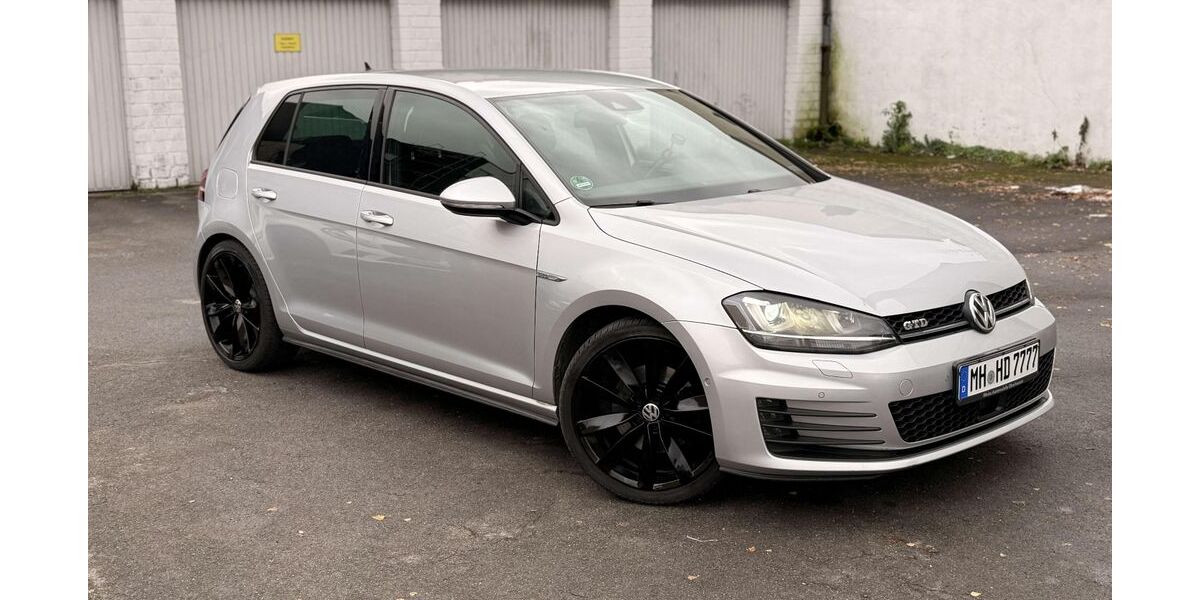 VW Golf 184.704 km 15.990 &euro; Oberhausen 46045