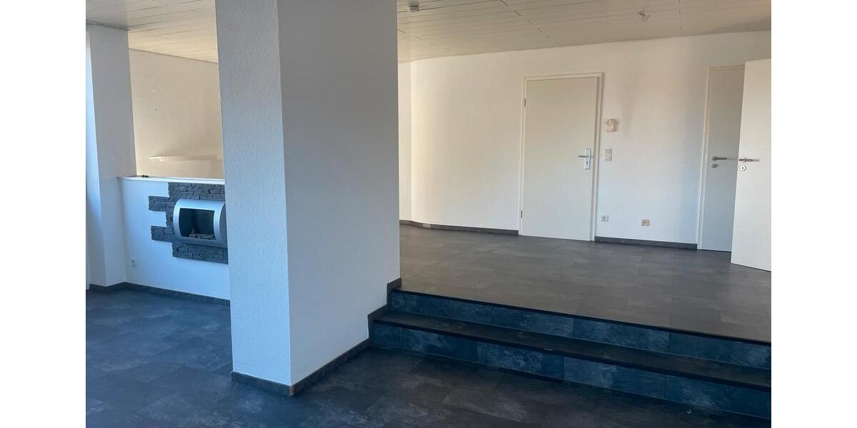 Dachgeschoßwohnung Marl Alt-Marl - 4 Zimmer, 98 m&sup2;, 1.260&euro; | Angebot:26355302