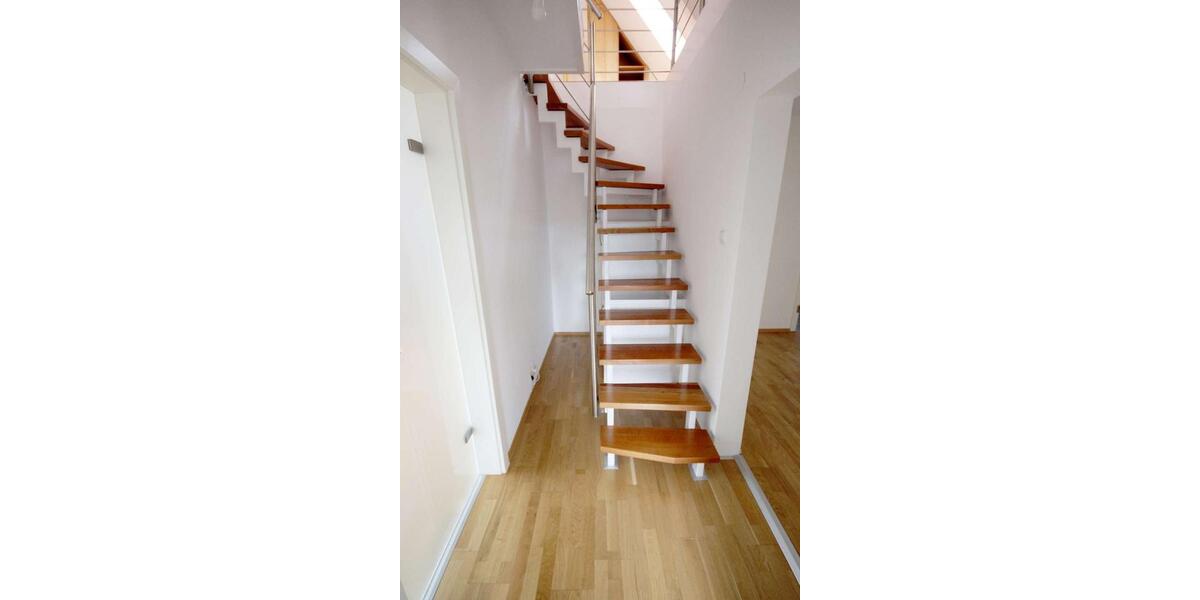 Maisonettenwohnung Oberhausen Biefang - 2.5 Zimmer, 116 m&sup2;, 870&euro; | Angebot:26145175